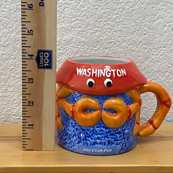 The Crab Pot Washington Mug Salt and Pepper Shaker Set - Picture 6 of 14